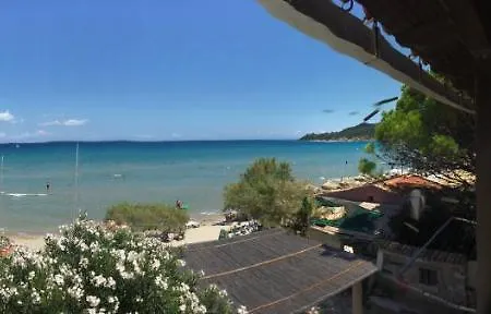 Elli's Seaside House