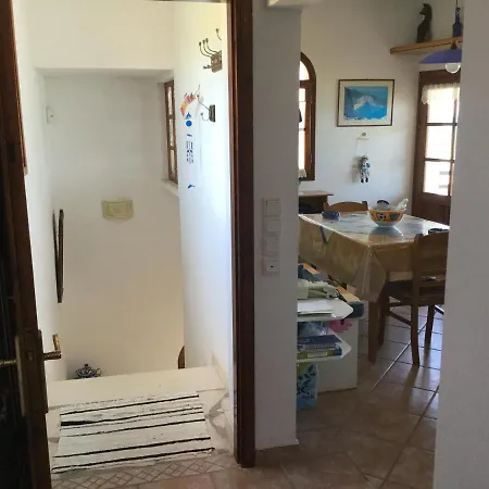 Elli's Seaside House