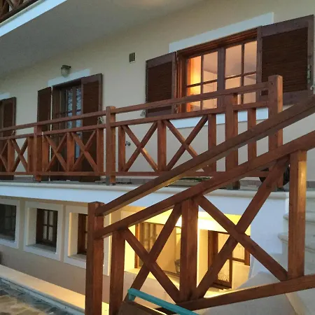 Elli's Seaside House